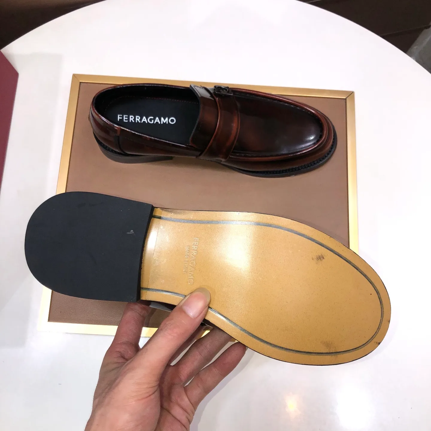 Men's shoes 💰540💰 [Ferragamo/Ferragamo] The latest model from the counter. Original imported high-quality cowhide with open sides + imported 🐂 cowhide lining + original luxury metal buckle + original combination outsole. Comparison is stress-free 38–45 (45 is custom-made and cannot be returned or exchanged)